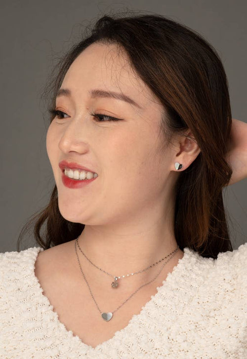 "Give Hope" Earrings in Silver and Mother of Pearl