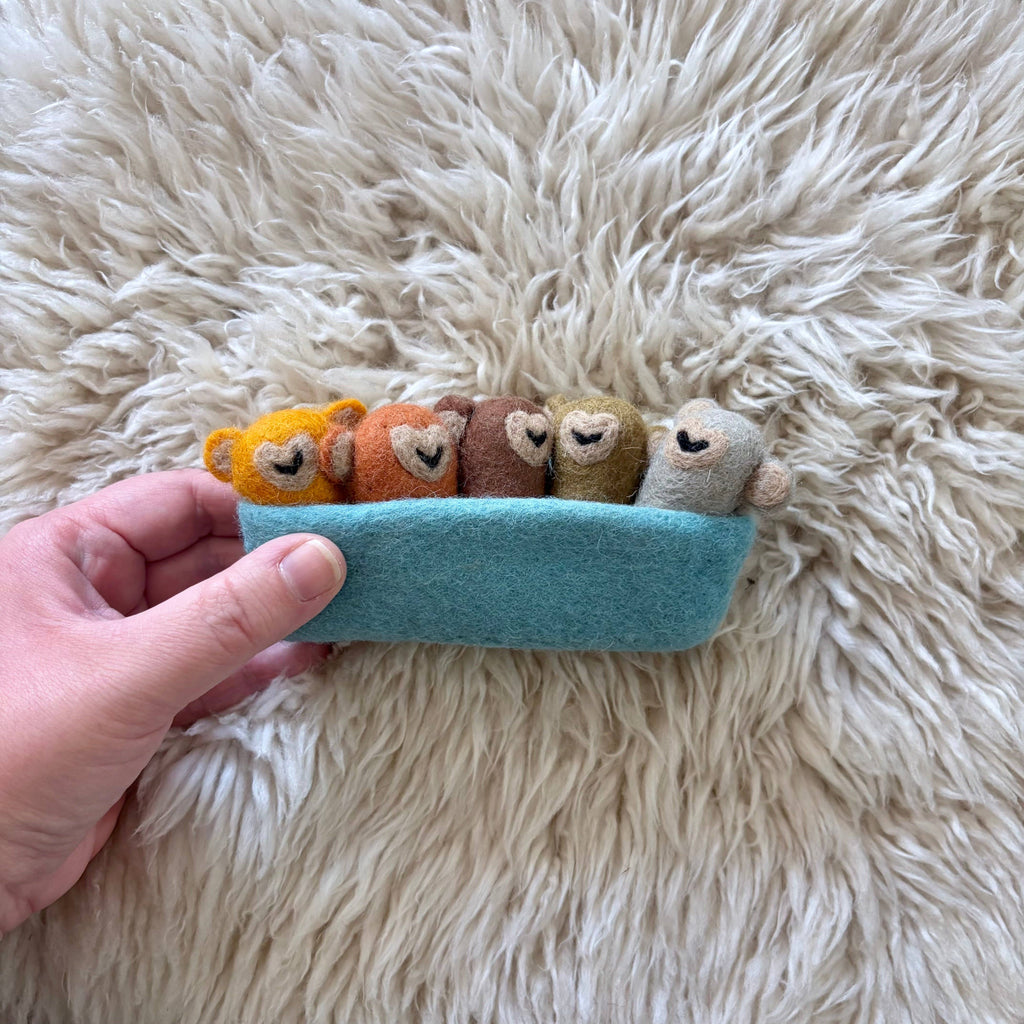 Felt "Pocket Pals" Five Monkeys Jumping on the Bed