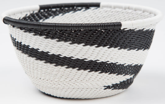 Small Round Zulu Wire Basket, Assorted Colors