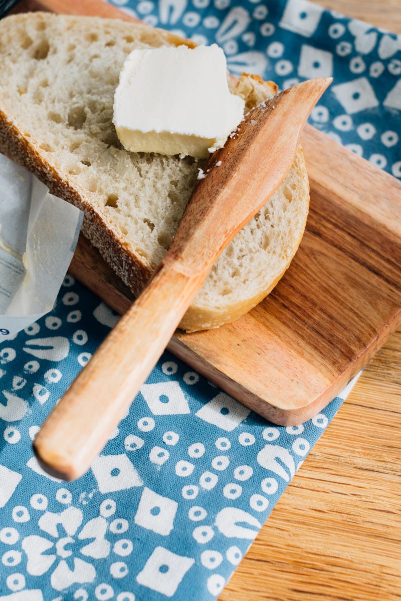 Serving board w/knife acacia wood approx 12L nat